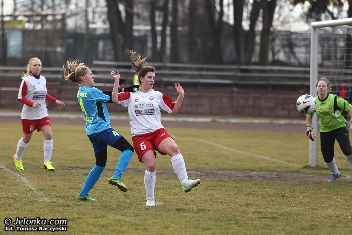 lekcja-futbolu-dla-orliczek-foto-50895