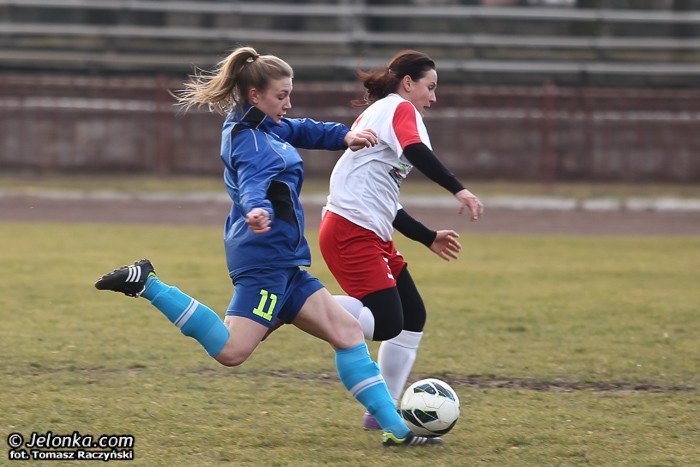 lekcja-futbolu-dla-orliczek-foto-50895