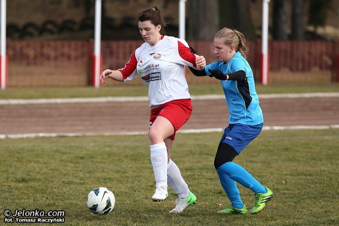 lekcja-futbolu-dla-orliczek-foto-50895
