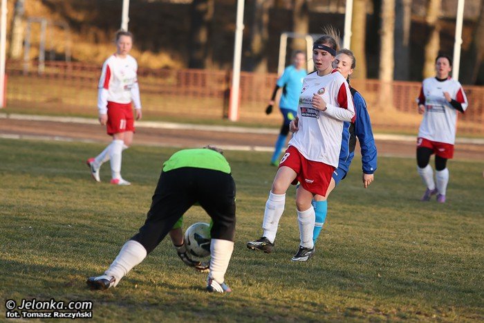 lekcja-futbolu-dla-orliczek-foto-50895