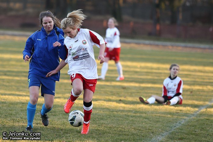 lekcja-futbolu-dla-orliczek-foto-50895