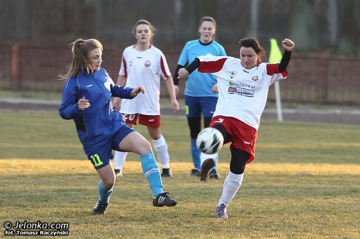 lekcja-futbolu-dla-orliczek-foto-50895