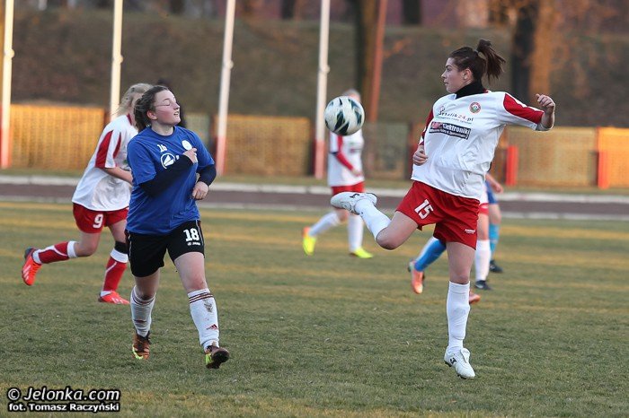 lekcja-futbolu-dla-orliczek-foto-50895