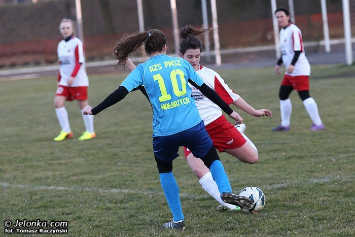 lekcja-futbolu-dla-orliczek-foto-50895