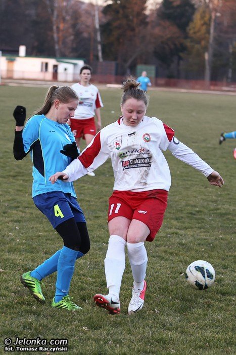 lekcja-futbolu-dla-orliczek-foto-50895