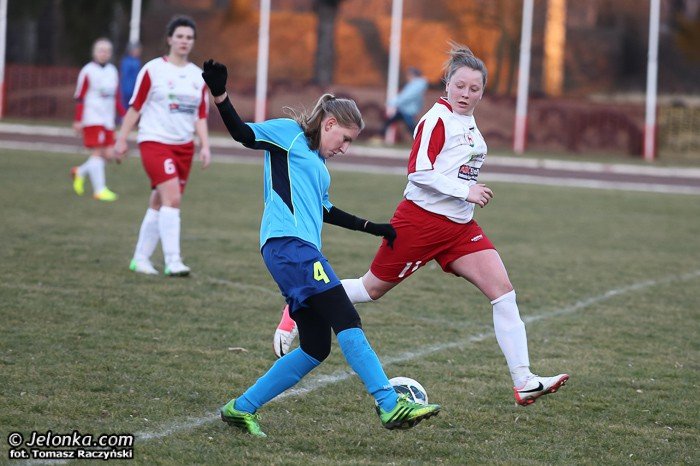lekcja-futbolu-dla-orliczek-foto-50895
