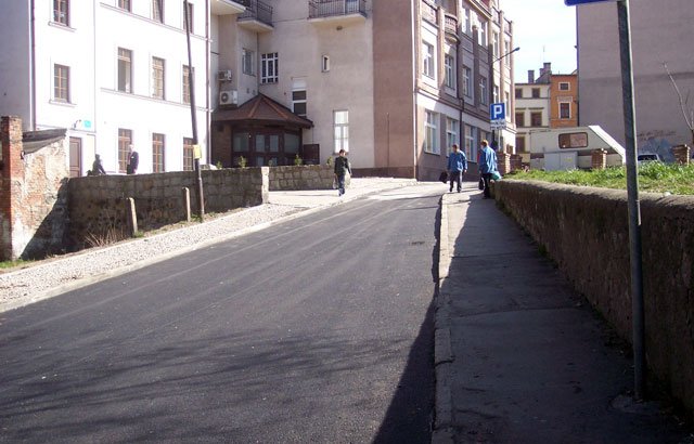 jelenia-jak-po-stole-5091