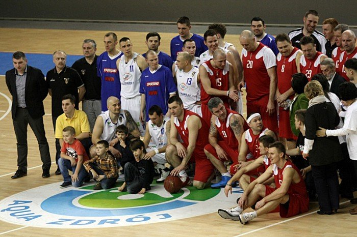 koszykarze-charytatywnie-dla-bartka-foto-50962