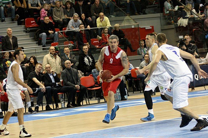 koszykarze-charytatywnie-dla-bartka-foto-50962