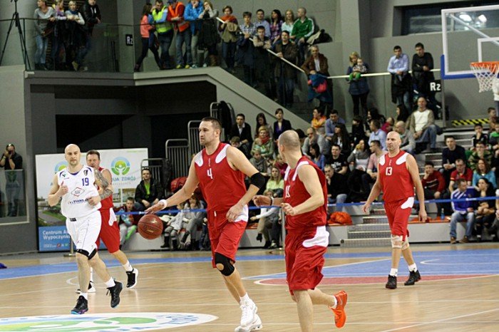 koszykarze-charytatywnie-dla-bartka-foto-50962