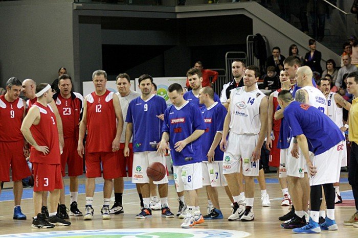 koszykarze-charytatywnie-dla-bartka-foto-50962