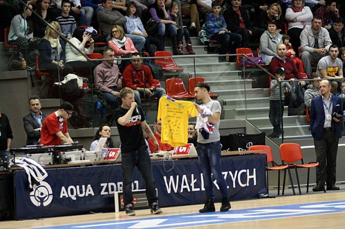 koszykarze-charytatywnie-dla-bartka-foto-50962