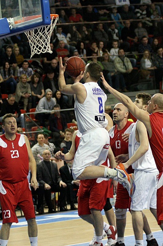 koszykarze-charytatywnie-dla-bartka-foto-50962