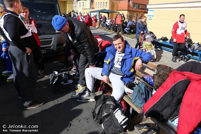 litwini-nadal-na-czele-gonia-ich-czesi-foto-50977