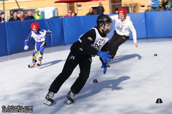 litwini-nadal-na-czele-gonia-ich-czesi-foto-50977