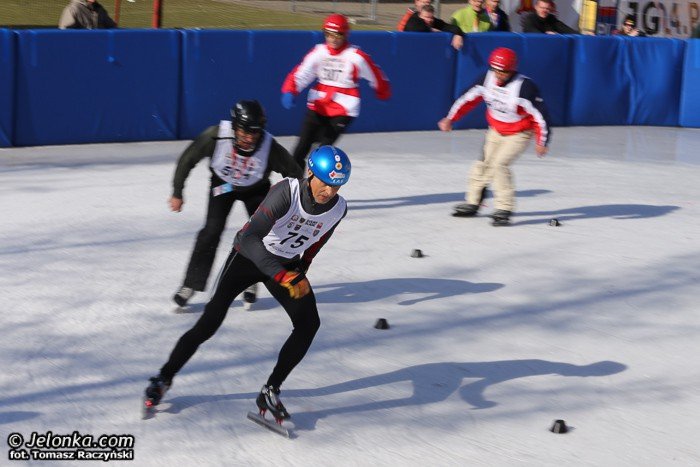 litwini-nadal-na-czele-gonia-ich-czesi-foto-50977