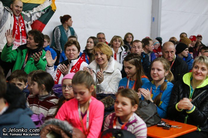 litwini-nadal-na-czele-gonia-ich-czesi-foto-50977