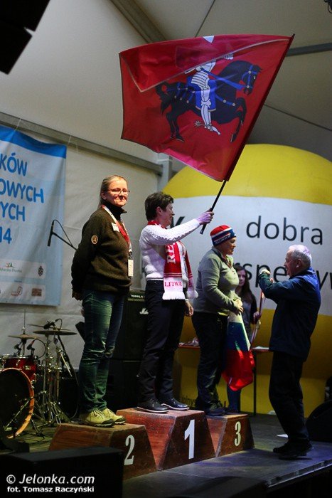 litwini-nadal-na-czele-gonia-ich-czesi-foto-50977