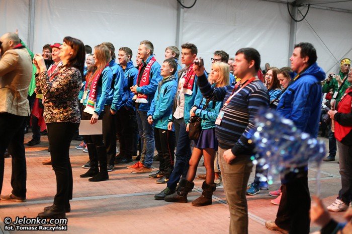 litwini-nadal-na-czele-gonia-ich-czesi-foto-50977