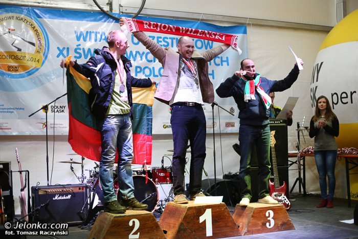 litwini-nadal-na-czele-gonia-ich-czesi-foto-50977