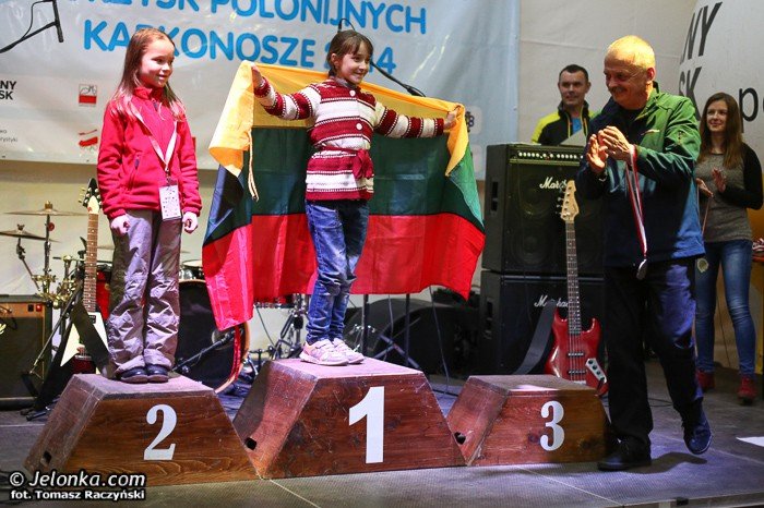litwini-nadal-na-czele-gonia-ich-czesi-foto-50977