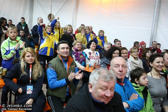 litwini-nadal-na-czele-gonia-ich-czesi-foto-50977