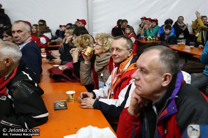 litwini-nadal-na-czele-gonia-ich-czesi-foto-50977
