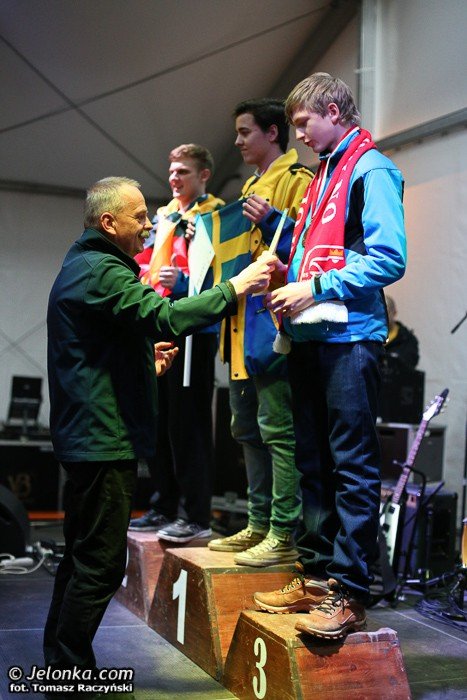 litwini-nadal-na-czele-gonia-ich-czesi-foto-50977