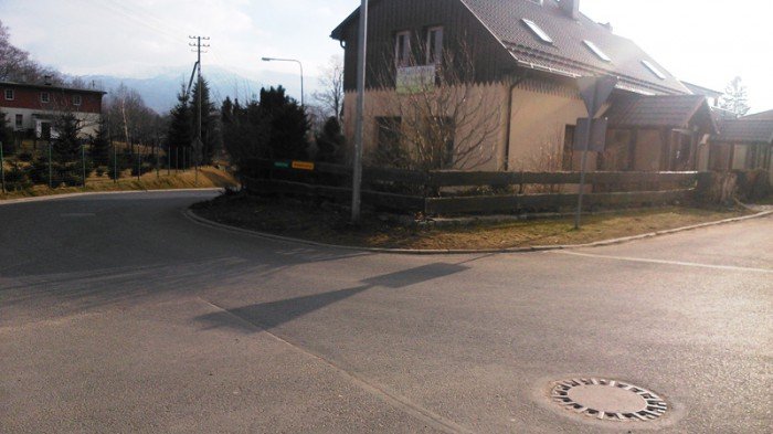 potrzebne-lustra-na-niebezpiecznym-skrzyzowaniu-foto-51007