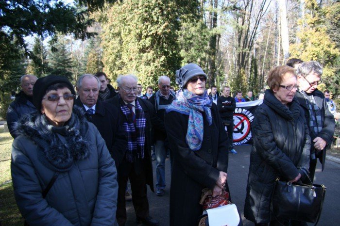 oddali-hod-zonierzom-wykletym-foto-51024