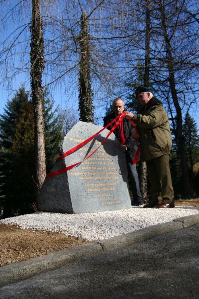 oddali-hod-zonierzom-wykletym-foto-51024