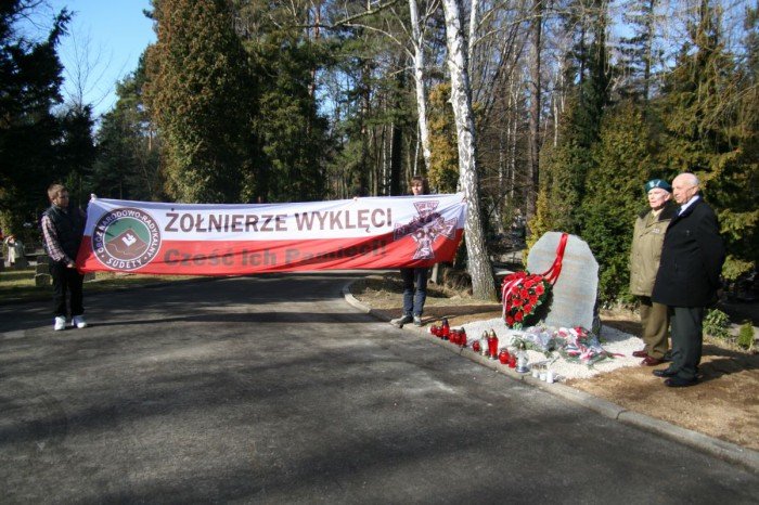 oddali-hod-zonierzom-wykletym-foto-51024