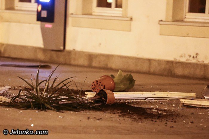 desperat-na-placu-piastowskim-grozi-ze-sie-zabije-foto-51040