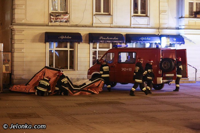desperat-na-placu-piastowskim-grozi-ze-sie-zabije-foto-51040