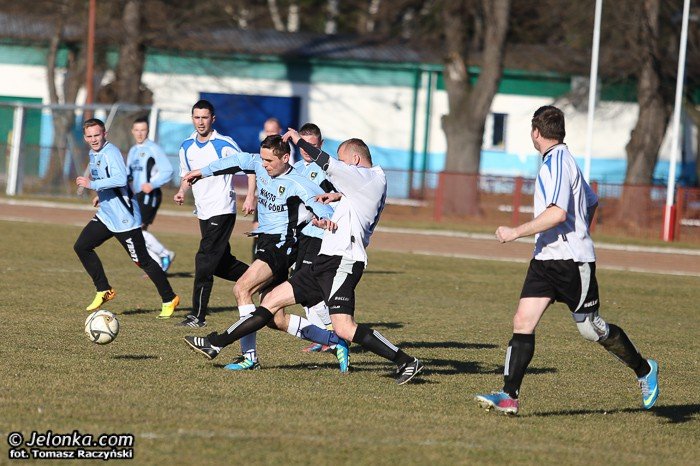 karkonosze-pewnie-pokonuja-olimpie-foto-51043