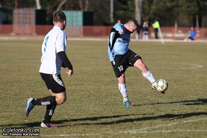karkonosze-pewnie-pokonuja-olimpie-foto-51043