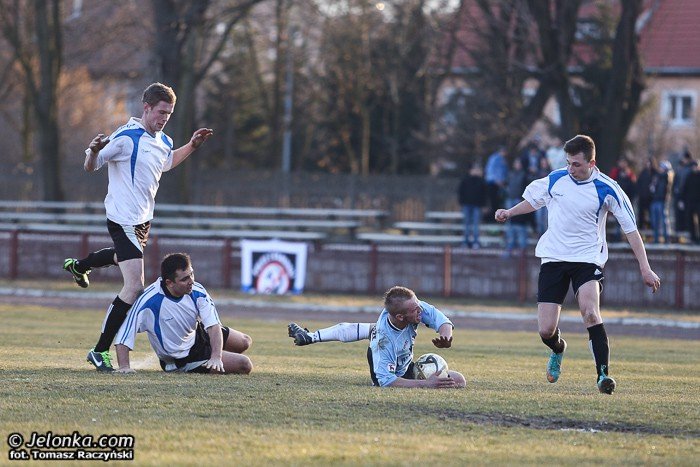 karkonosze-pewnie-pokonuja-olimpie-foto-51043