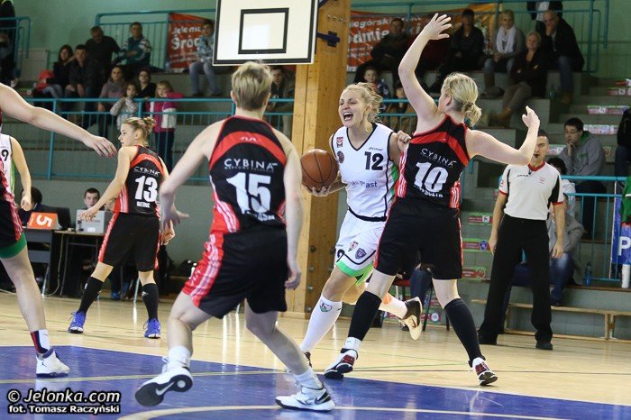 koszykarki-walczyy-ale-nie-day-rady-foto-51047