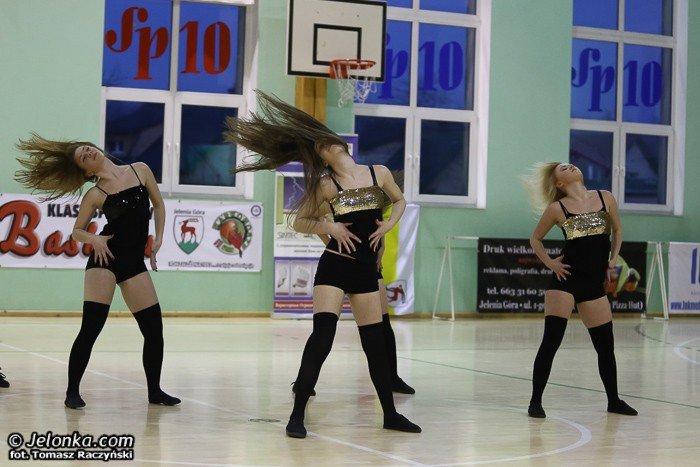 koszykarki-walczyy-ale-nie-day-rady-foto-51047