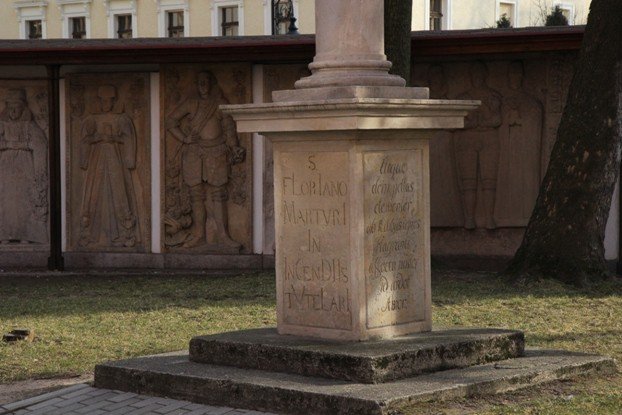 cieplickie-kolumny-hrabiego-j-a-schaffgotscha-foto-51049