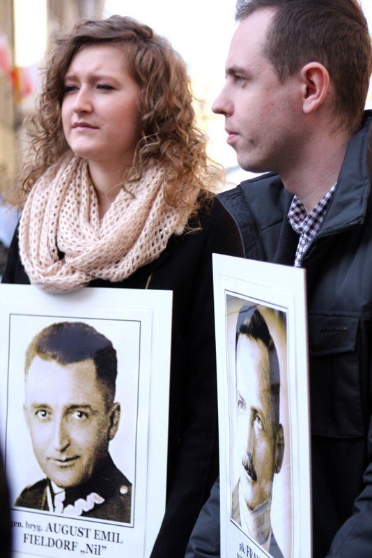 po-marszu-w-hodzie-zonierzom-wykletym-foto-51058
