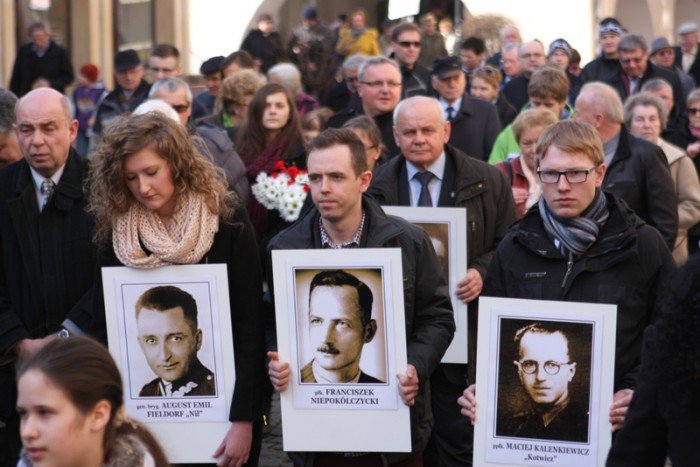 po-marszu-w-hodzie-zonierzom-wykletym-foto-51058