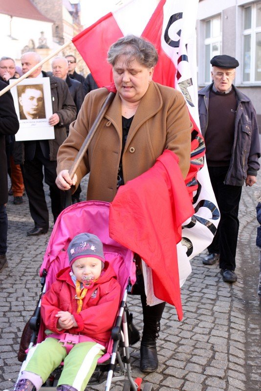 po-marszu-w-hodzie-zonierzom-wykletym-foto-51058