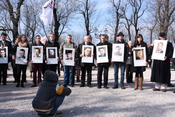 po-marszu-w-hodzie-zonierzom-wykletym-foto-51058