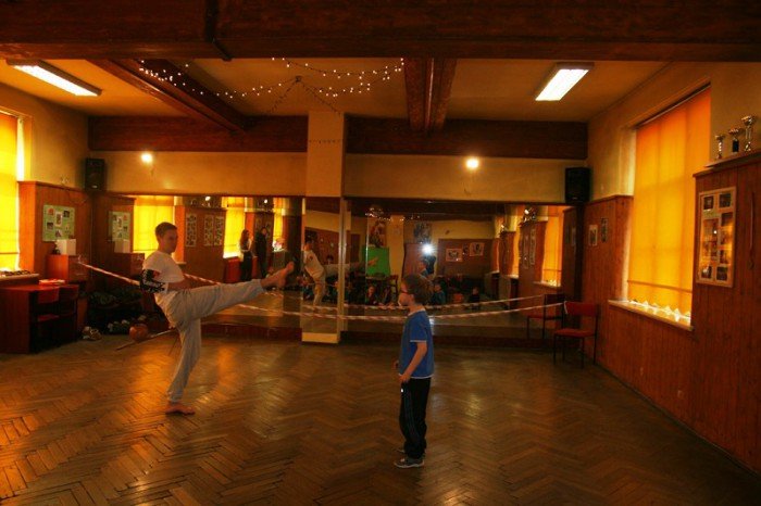 trening-i-zabawa-na-magicznych-zajeciach-w-mdk-foto-51070