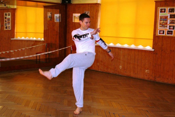 trening-i-zabawa-na-magicznych-zajeciach-w-mdk-foto-51070