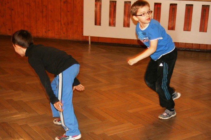 trening-i-zabawa-na-magicznych-zajeciach-w-mdk-foto-51070