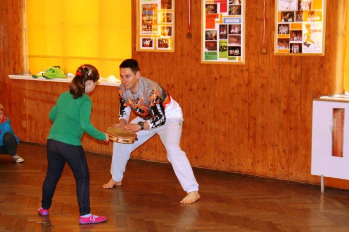 trening-i-zabawa-na-magicznych-zajeciach-w-mdk-foto-51070
