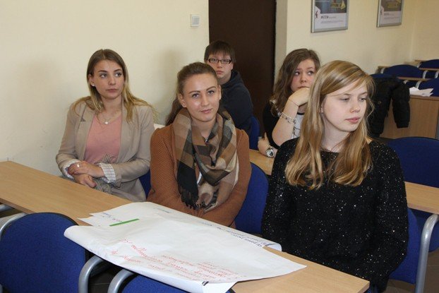 przyszli-studenci-zwiedzili-nasz-uniwersytet-ekonomiczny-foto-51148