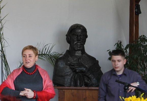 pisarz-pochodzacy-z-cieplic-spotka-sie-z-uczniami-ii-lo-foto-51149
